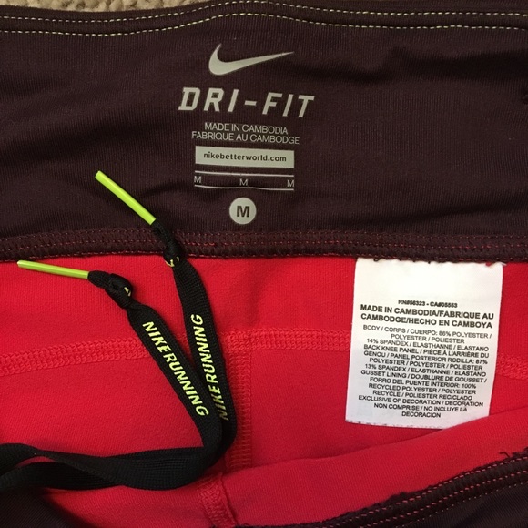 SOLD! Nike Running 7/8 Leggings - Picture 4 of 5
